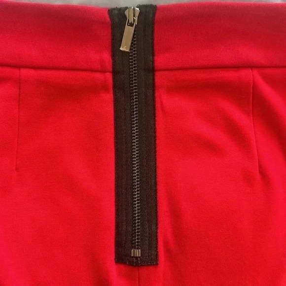CACHE Size 4 Womens Red Back Zip Stretch A-Line Wrap Knitted Mini Skirt - Picture 3 of 5